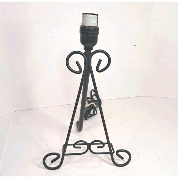 14" Black Wrought Iron Folding Lamp Display Stand Scroll Easel Holder Primitive - Picture 1 of 5